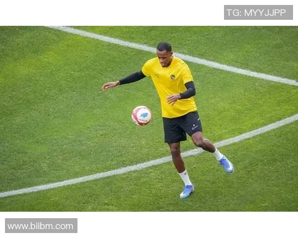 欧联杯惊天逆转里昂主场狂胜多特蒙德引发全场沸腾