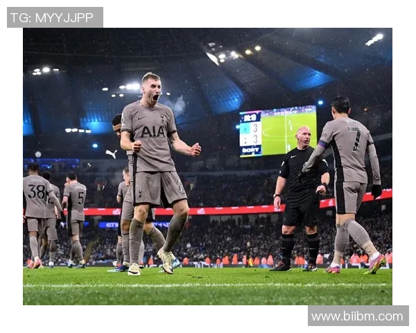 热刺逆转尤文图斯友谊赛精彩瞬间引发争议判罚全场沸腾