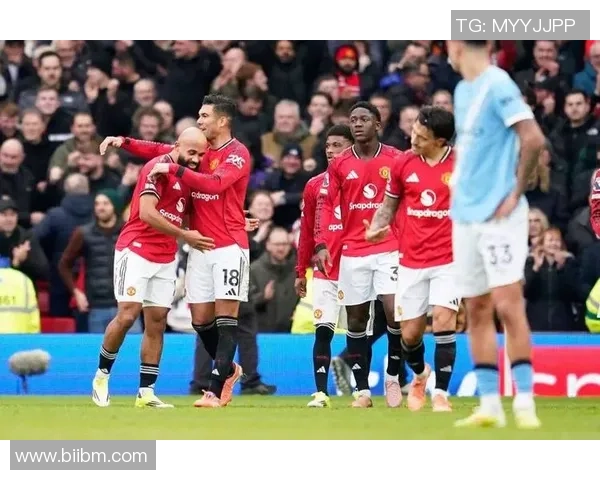 欧冠惊心动魄拜仁逆转曼联红牌事件引发全场热议 欧冠惊心动魄拜仁逆转曼联红牌事件引发全场热议