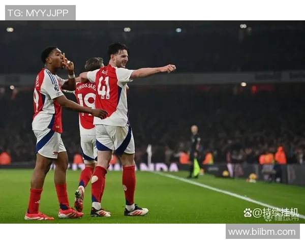 欧冠大战尤文图斯与曼联互交白卷乌龙球瞬间引发全场热议