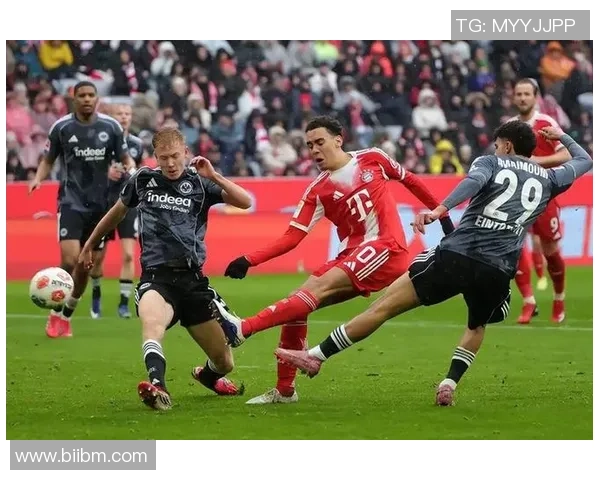 西甲赛场惊现冷门拜仁以3-0战胜里昂引发热议与数据分析 西甲赛场惊现冷门拜仁以3-0战胜里昂引发热议与数据分析